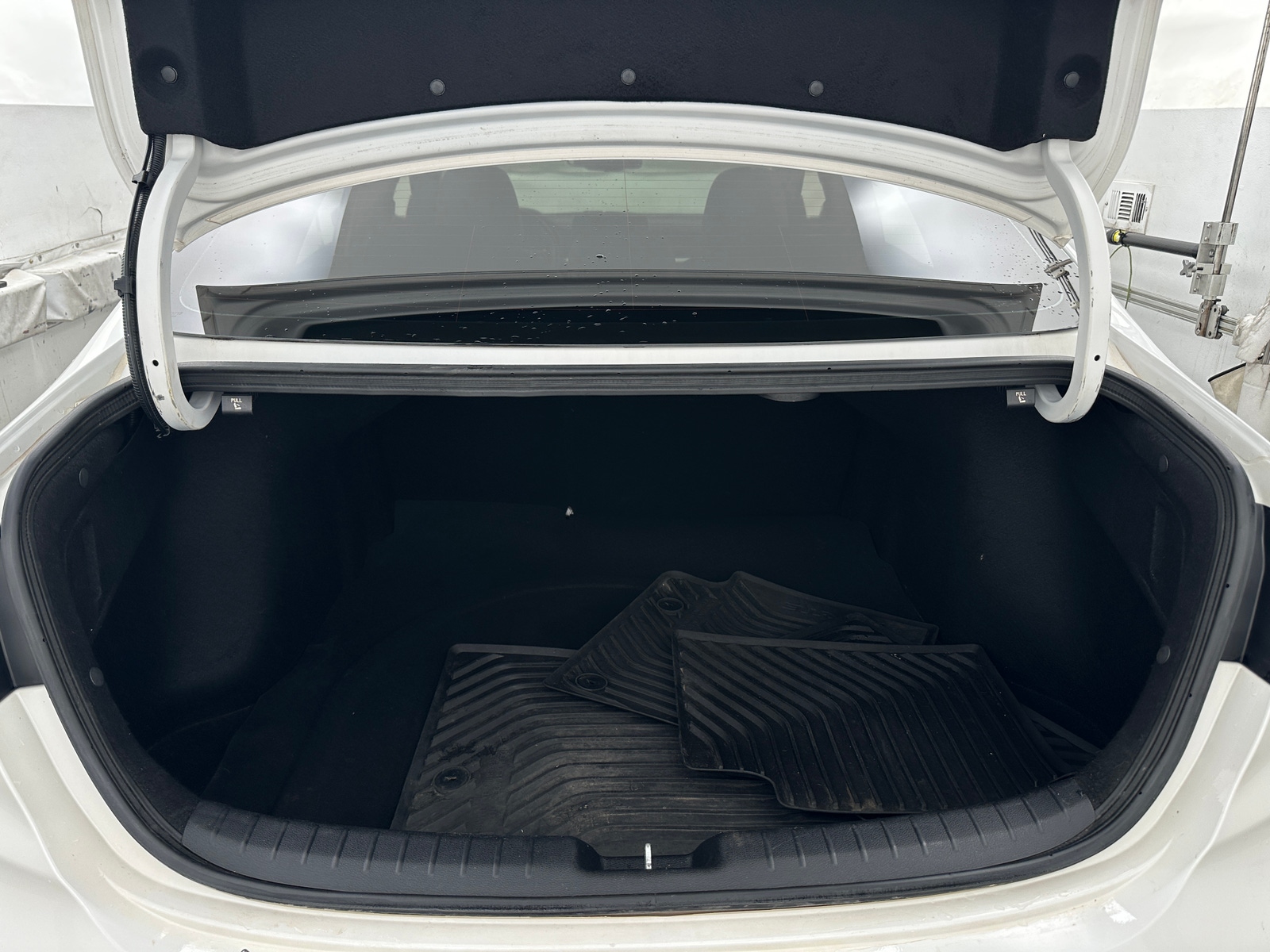 Thumbnail: 2023 Kia Forte - 6