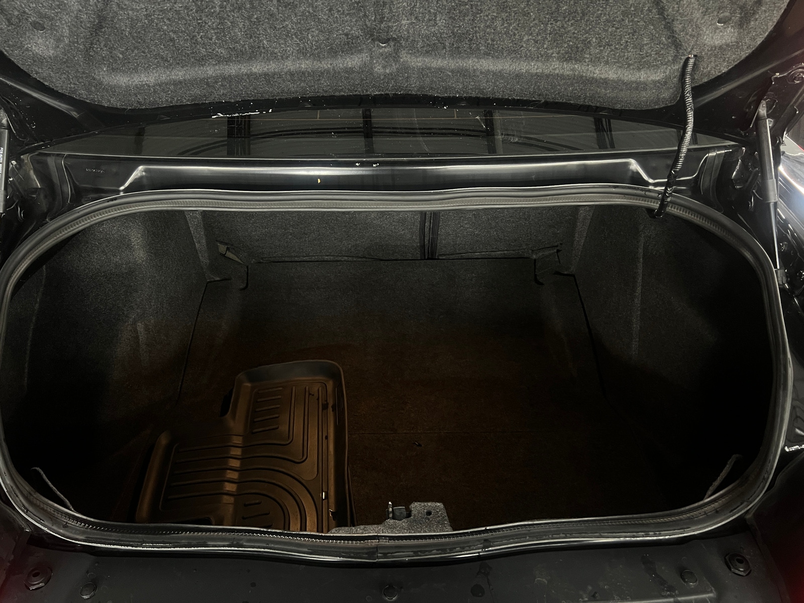 Thumbnail: 2015 Dodge Challenger - 5