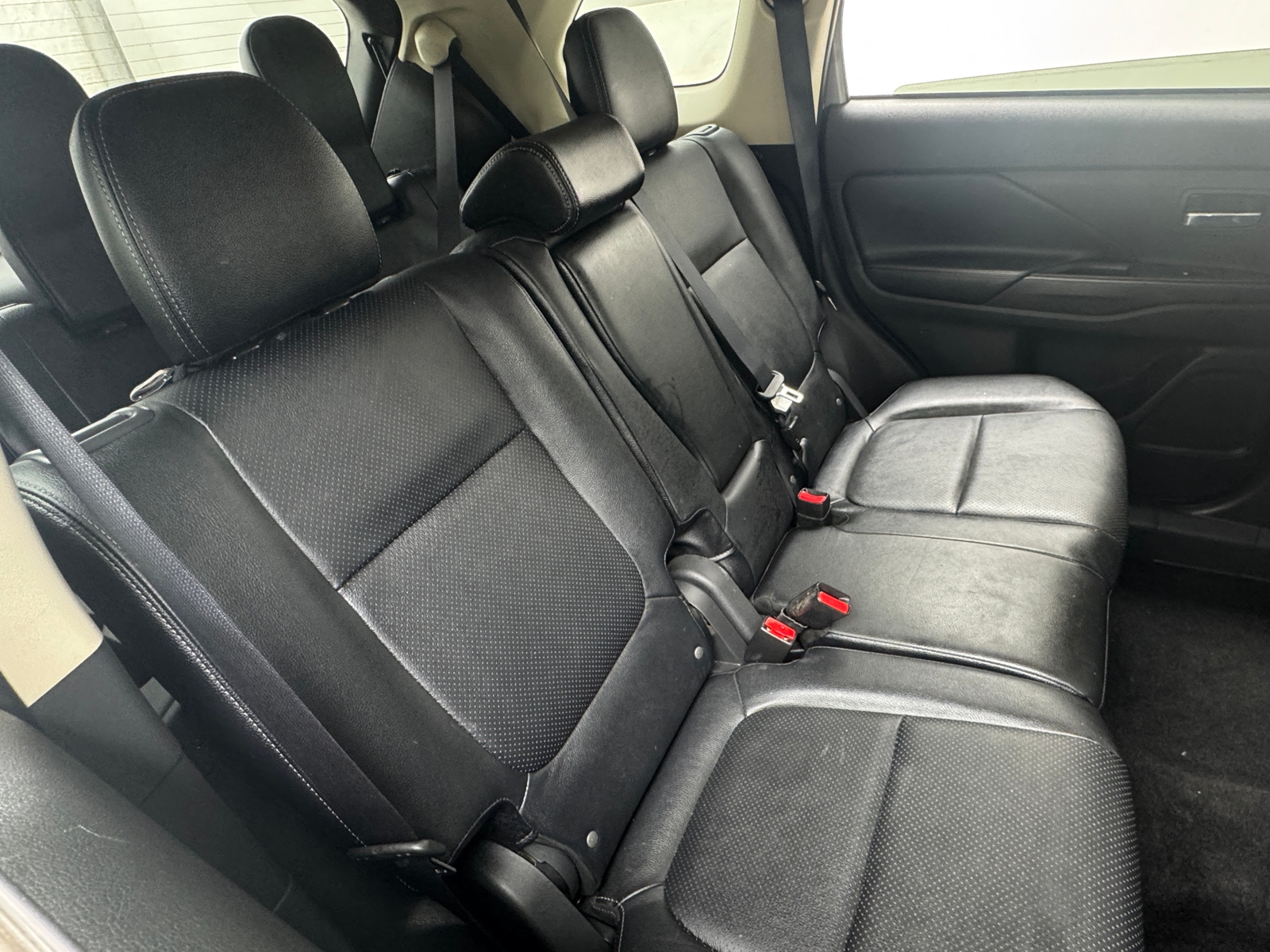 Thumbnail: 2018 Mitsubishi Outlander - 5