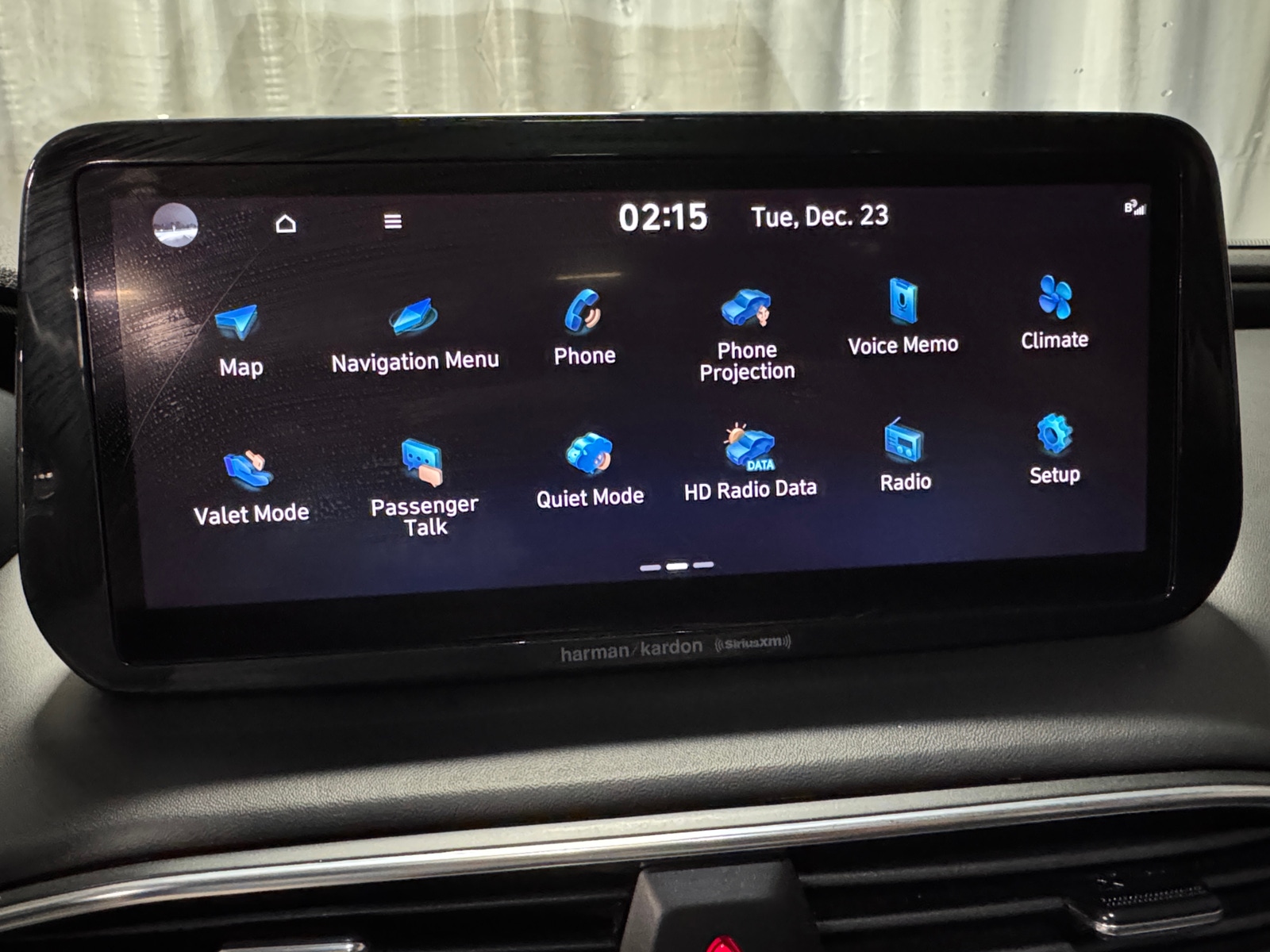 Thumbnail: 2022 Hyundai Santa Fe - 3