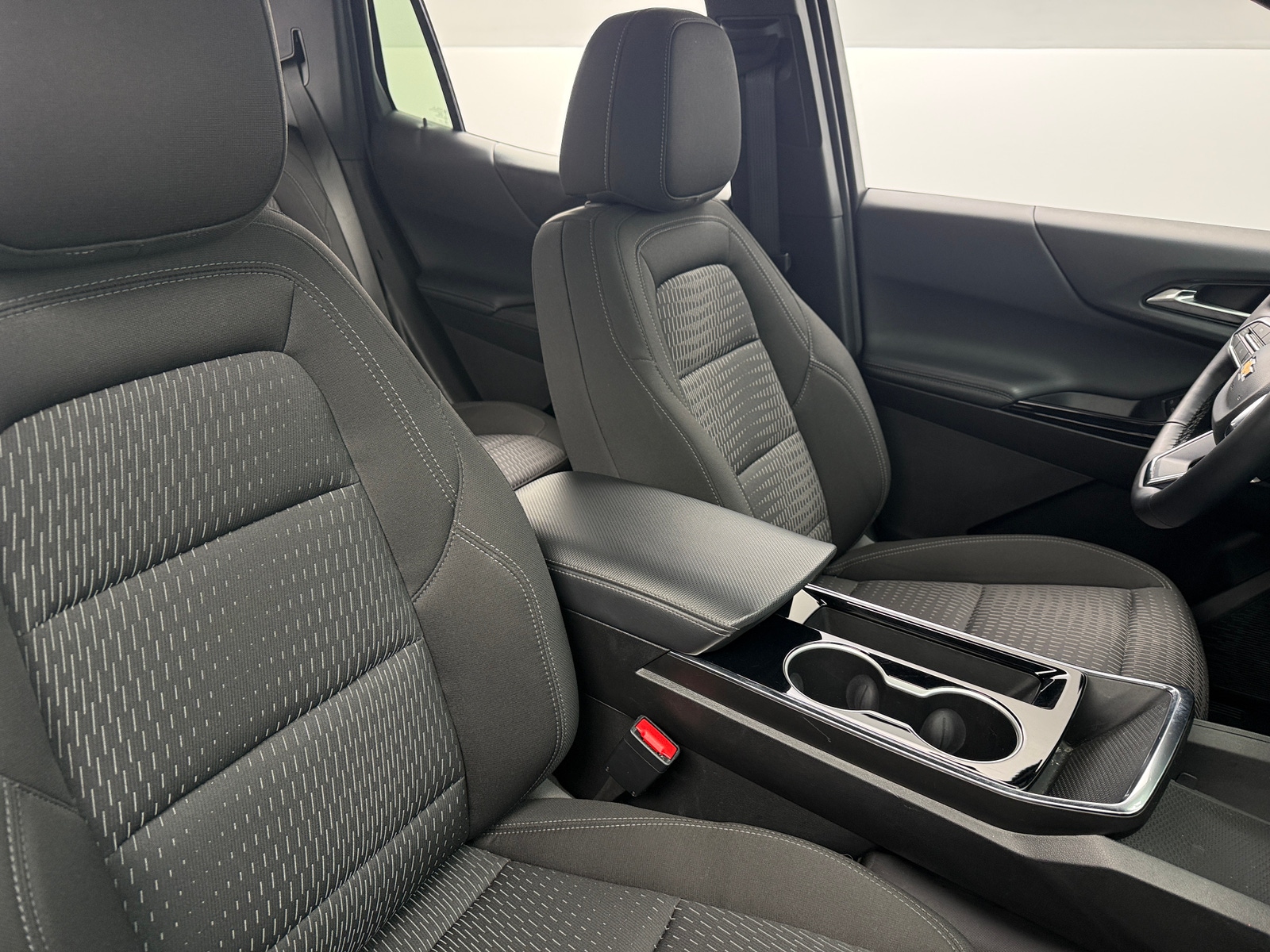 Thumbnail: 2025 Chevrolet Equinox - 2