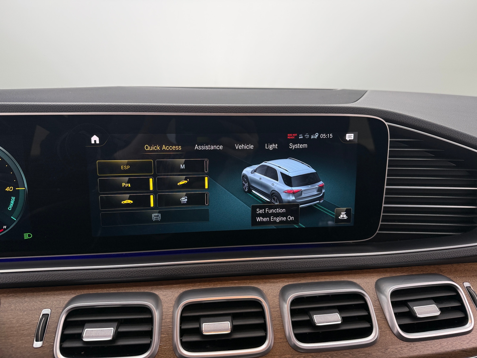 Thumbnail: 2021 Mercedes-Benz GLE - 3