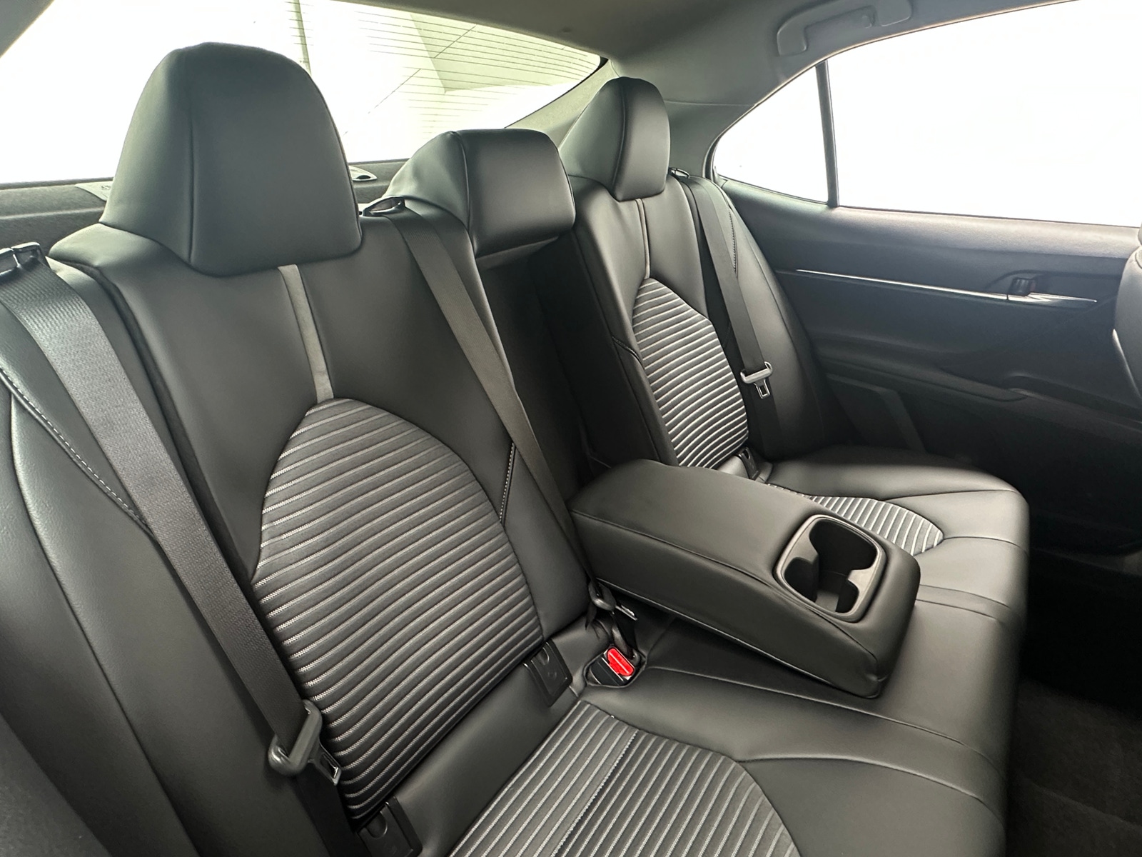 Thumbnail: 2021 Toyota Camry - 5