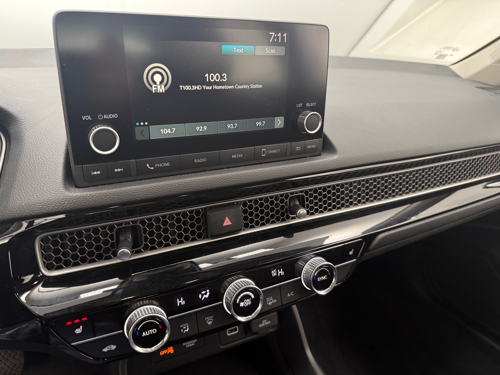 Thumbnail: 2023 Honda Civic - 3