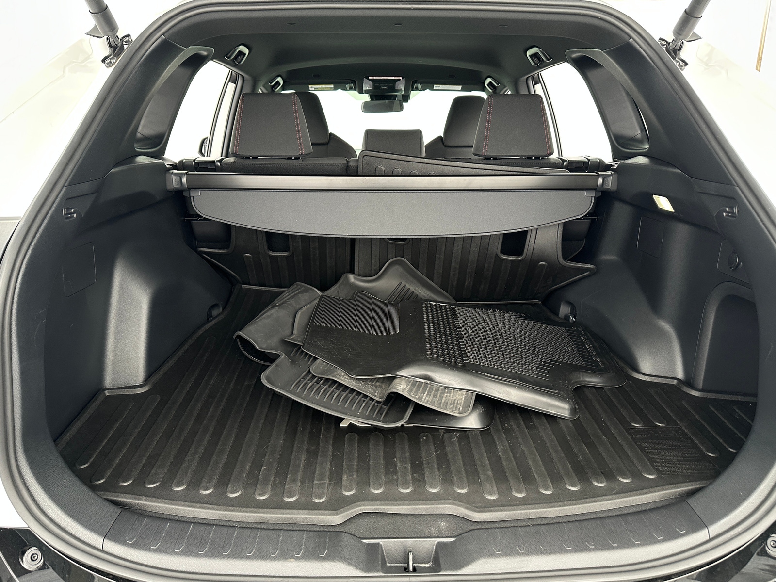 Thumbnail: 2025 Toyota RAV4 - 7