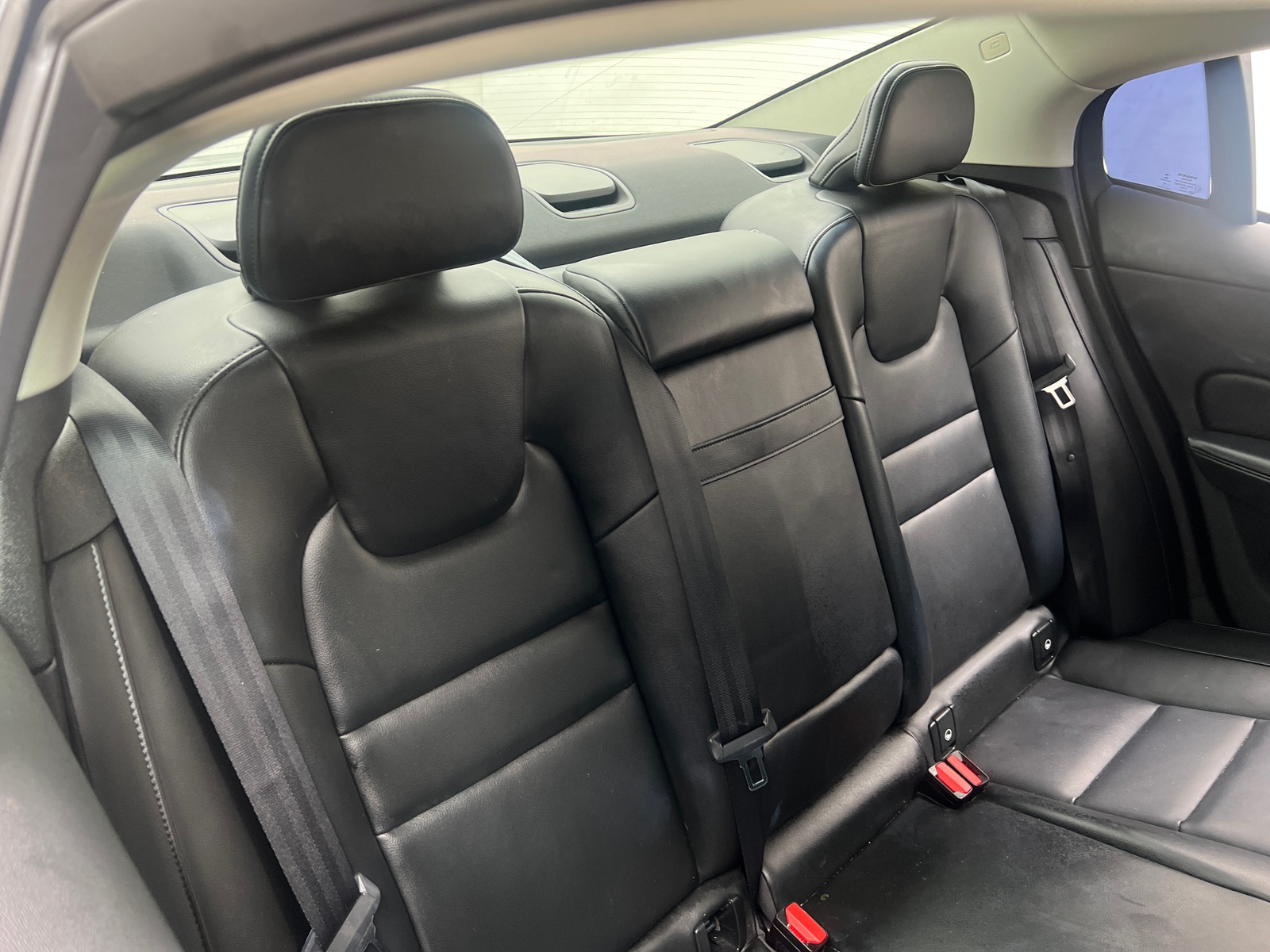 Thumbnail: 2019 Volvo S60 - 5