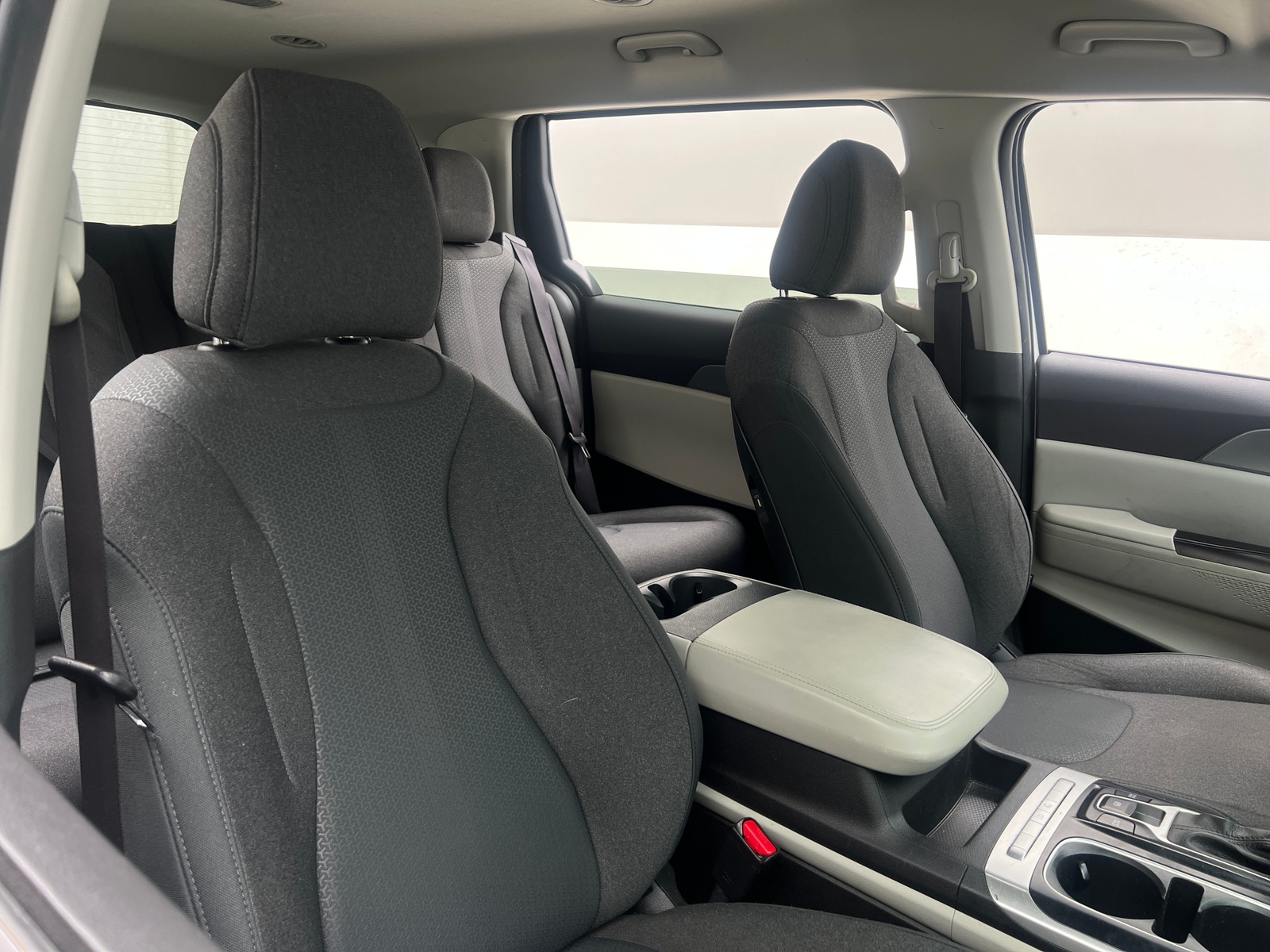 Thumbnail: 2022 Kia Carnival - 2