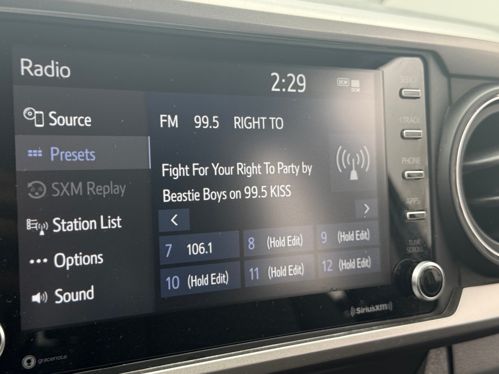 Thumbnail: 2020 Toyota Tacoma - 4