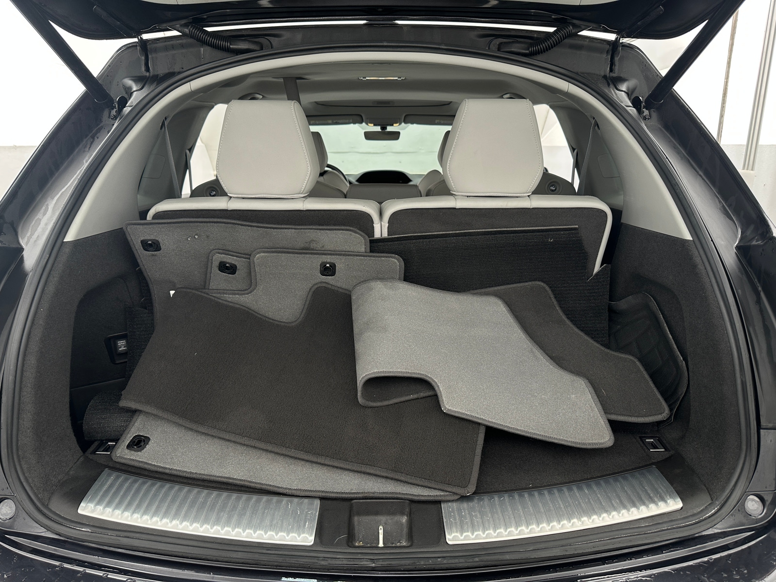 Thumbnail: 2016 Acura MDX - 7