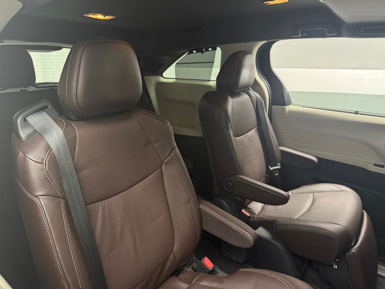 Thumbnail: 2023 Toyota Sienna - 5