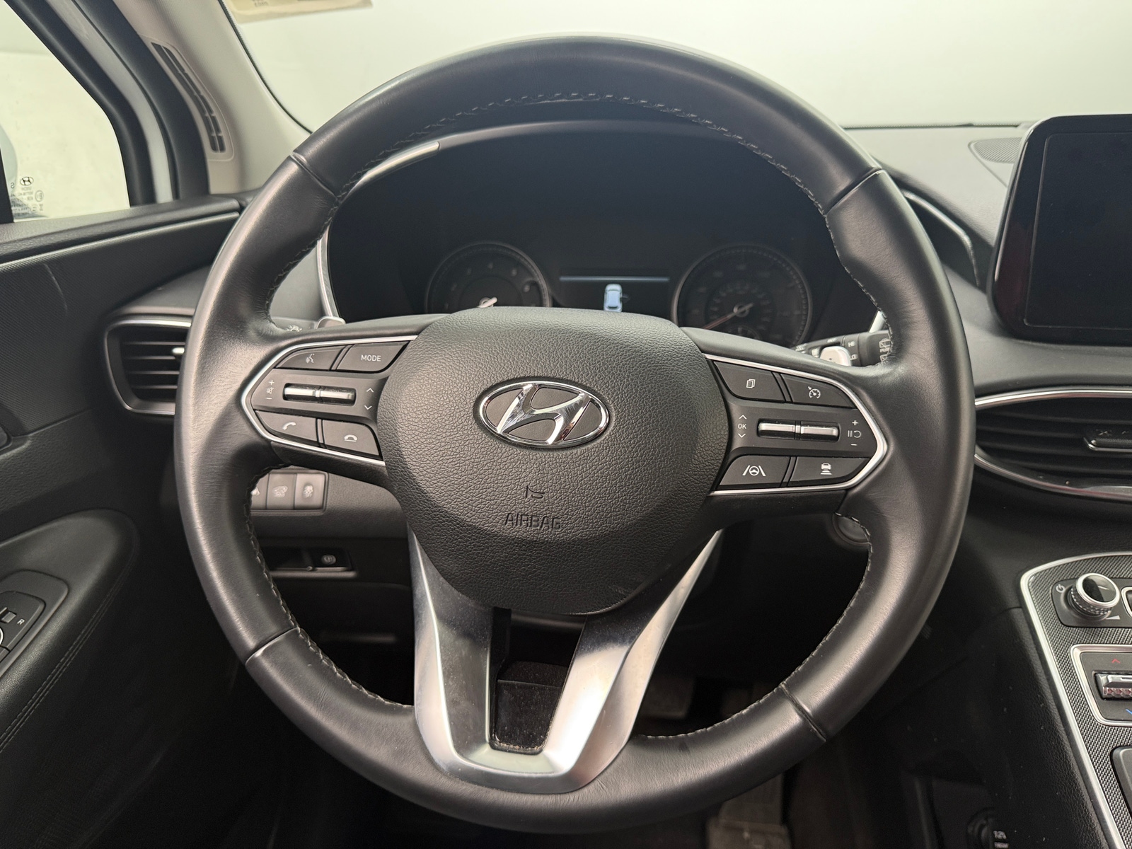 Thumbnail: 2023 Hyundai Santa Fe - 5