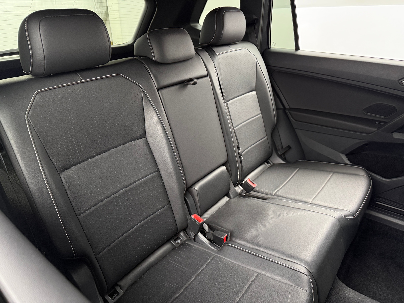 Thumbnail: 2021 Volkswagen Tiguan - 5