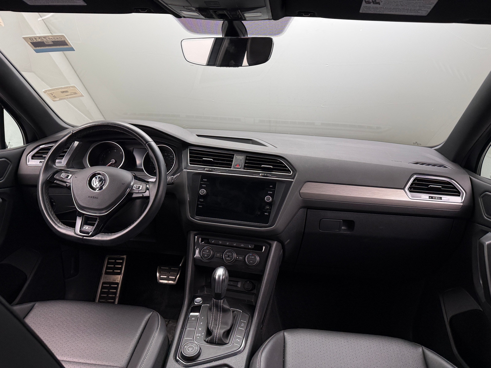 Thumbnail: 2021 Volkswagen Tiguan - 2