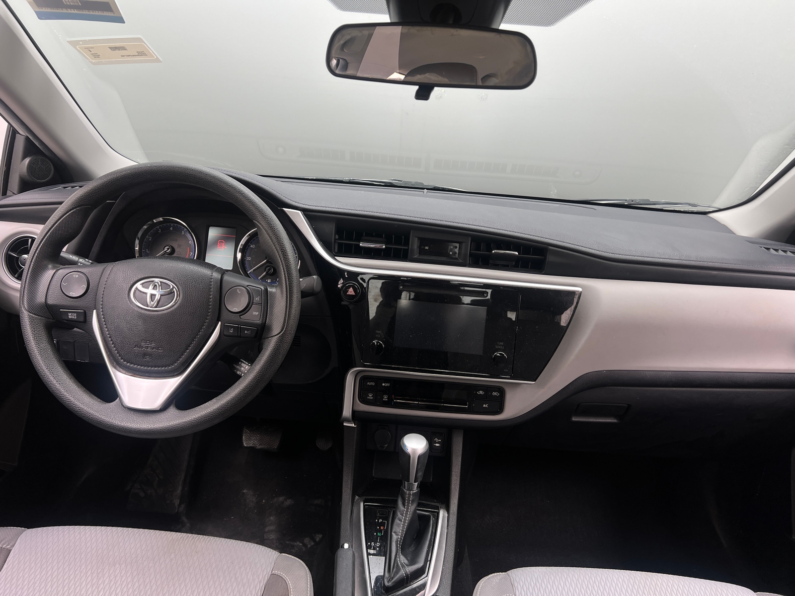 Thumbnail: 2018 Toyota Corolla - 3