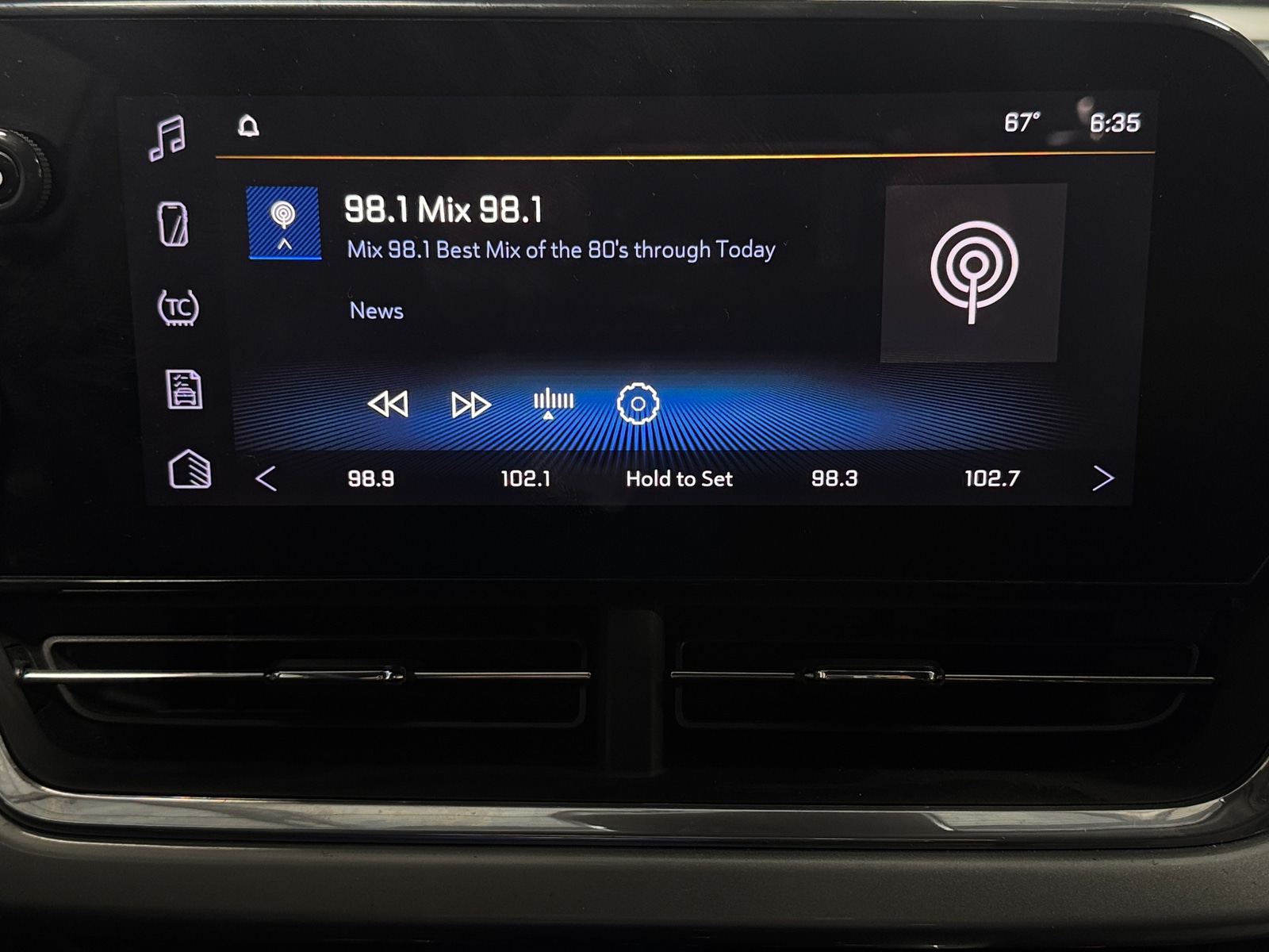 Thumbnail: 2024 Chevrolet Trax - 4