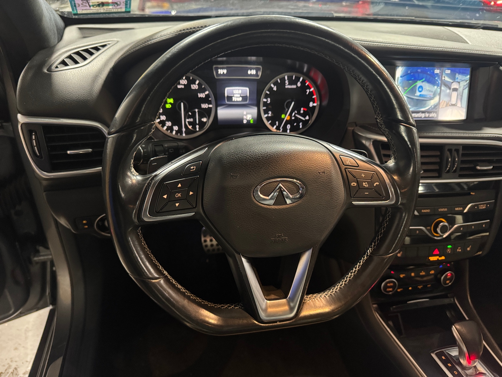 Thumbnail: 2017 INFINITI QX30 - 4