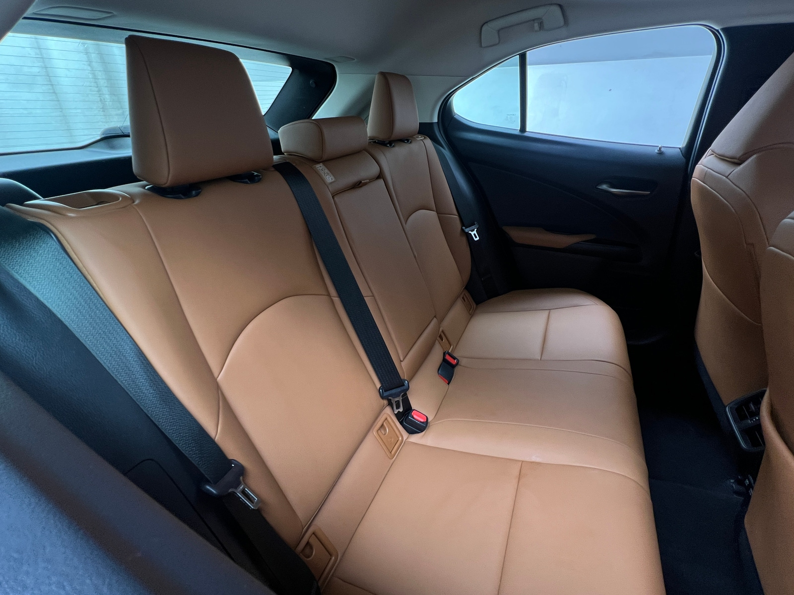 Thumbnail: 2020 Lexus UX - 6