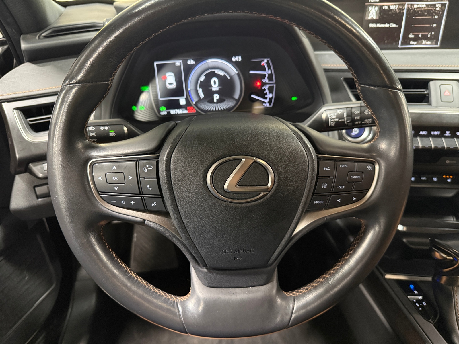 Thumbnail: 2020 Lexus UX - 5