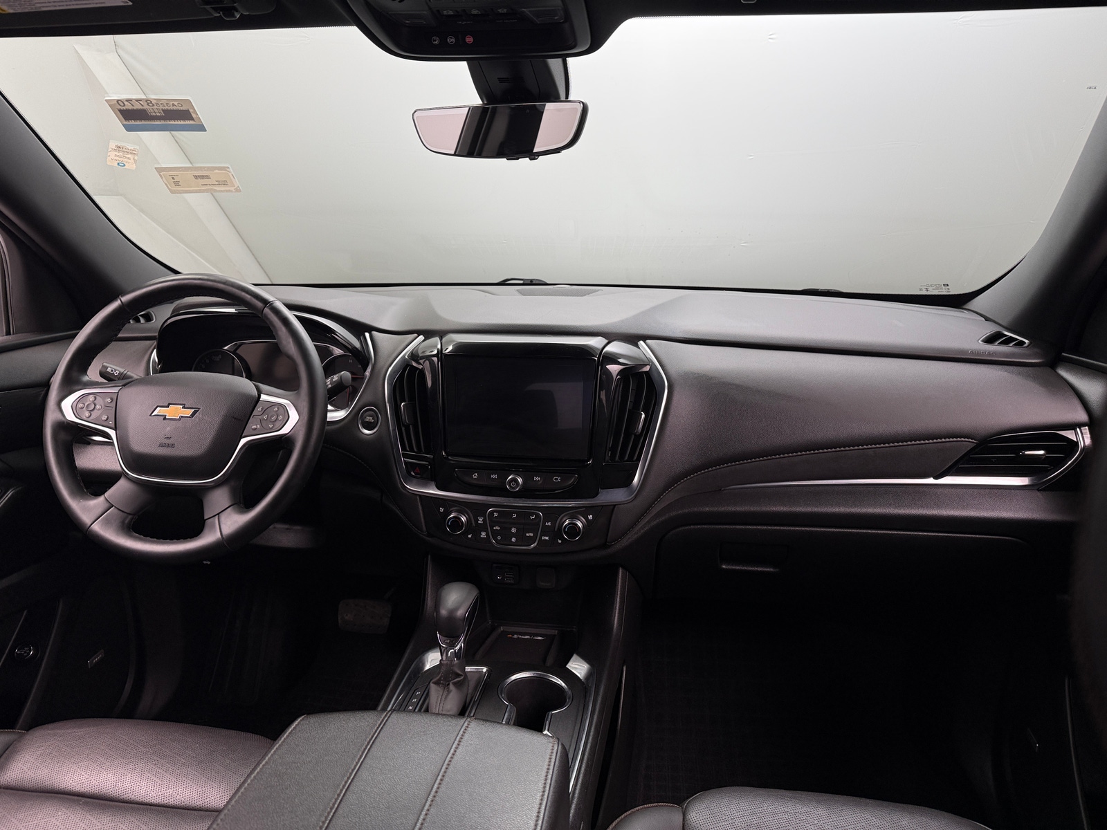 Thumbnail: 2023 Chevrolet Traverse - 2