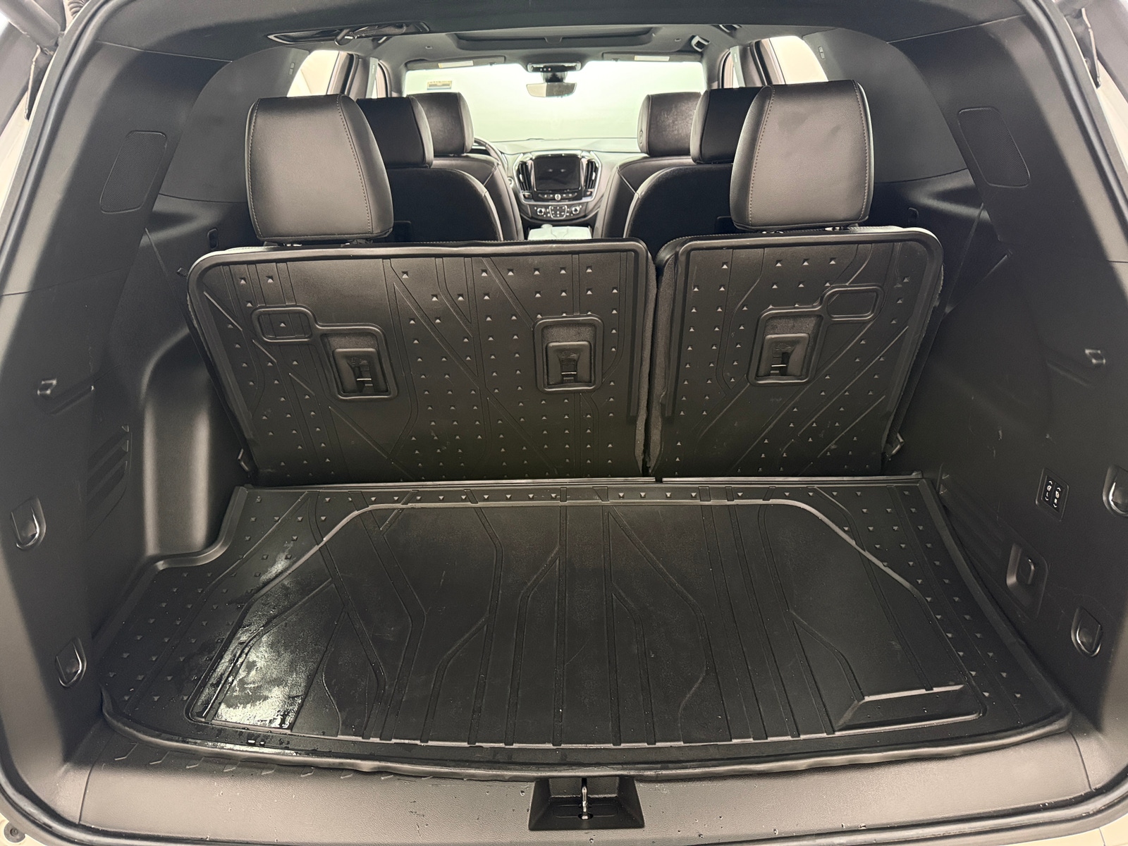 Thumbnail: 2023 Chevrolet Traverse - 6