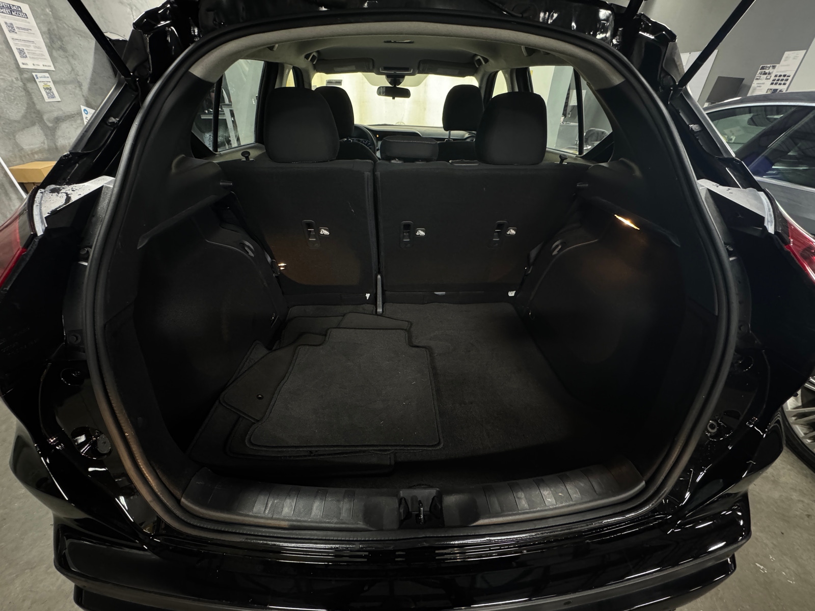 Thumbnail: 2021 Nissan Kicks - 7