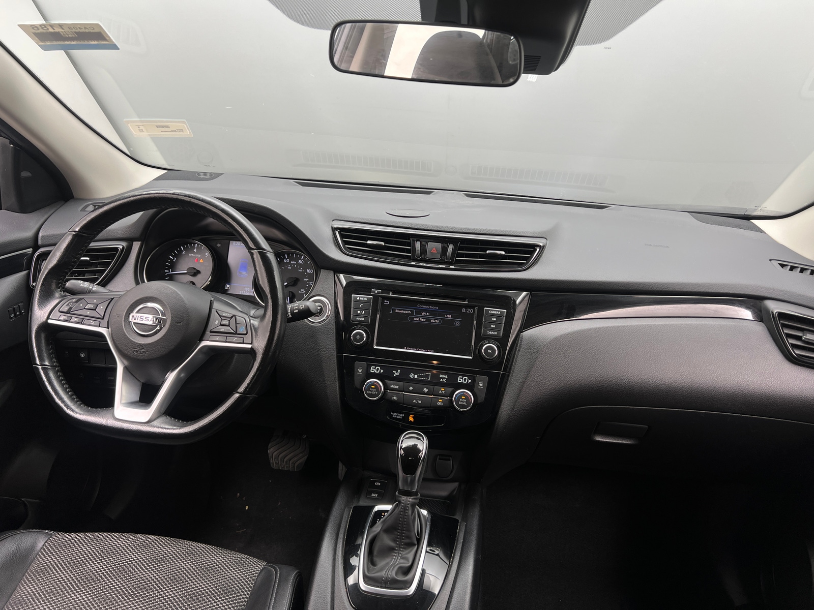 Thumbnail: 2022 Nissan Rogue Sport - 2