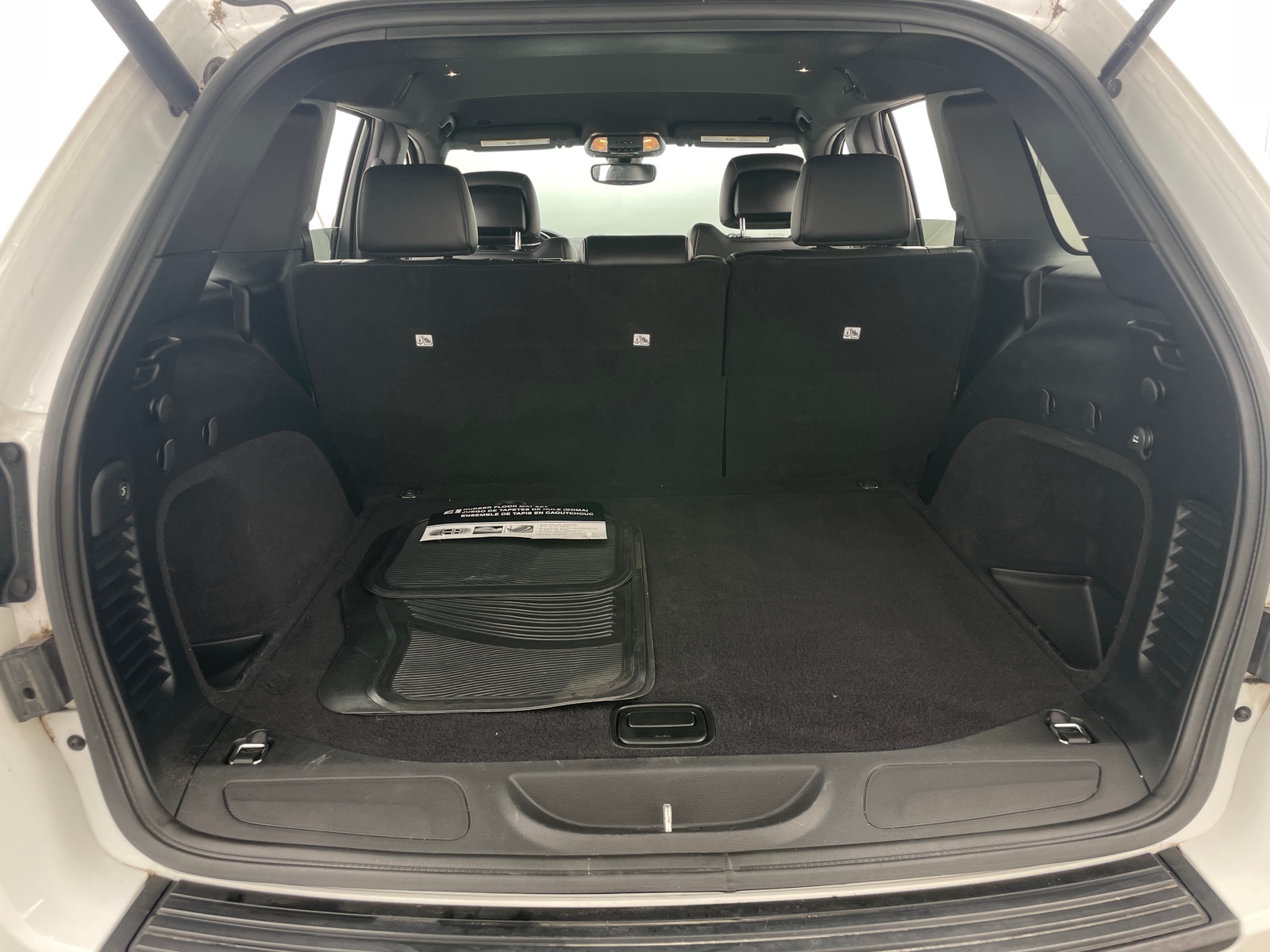 Thumbnail: 2019 Jeep Grand Cherokee - 6