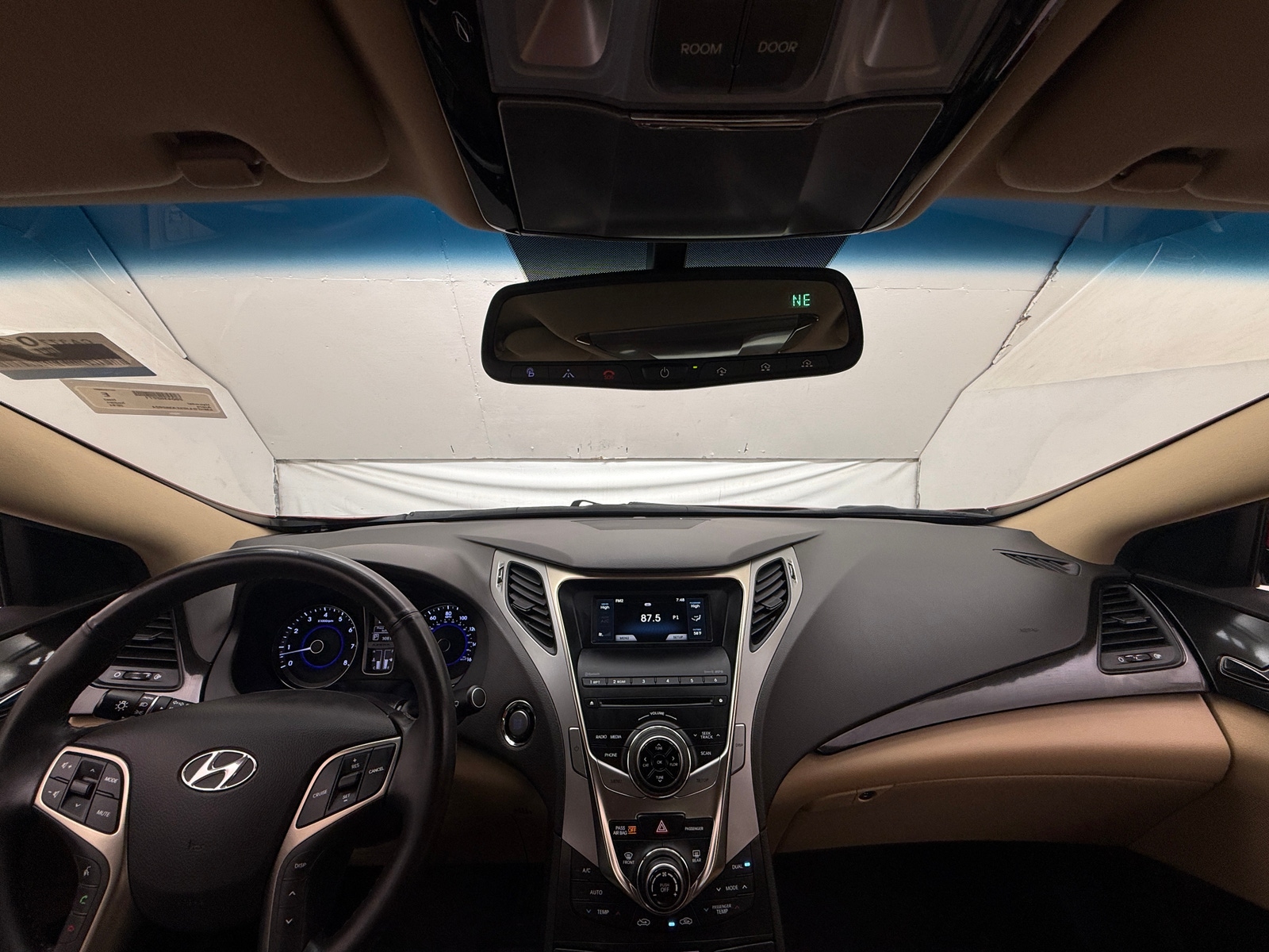 Thumbnail: 2014 Hyundai Azera - 2