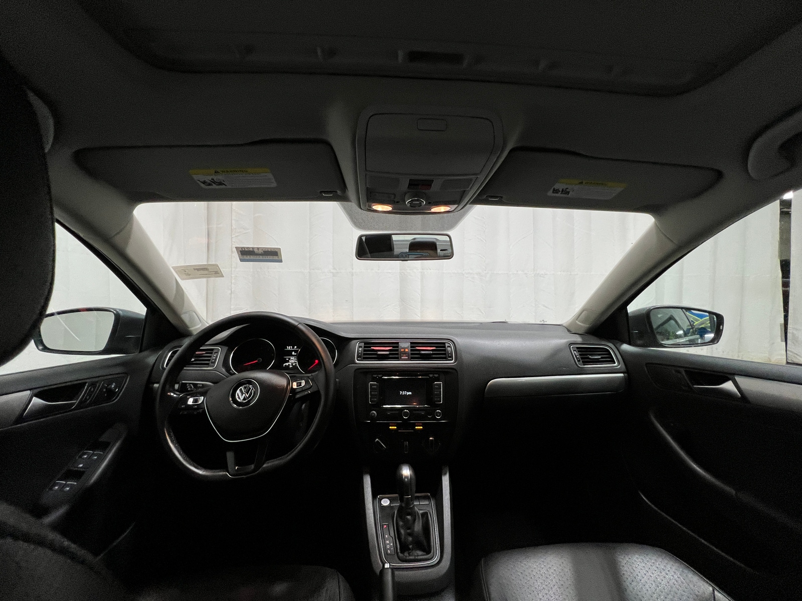 Thumbnail: 2015 Volkswagen Jetta - 3