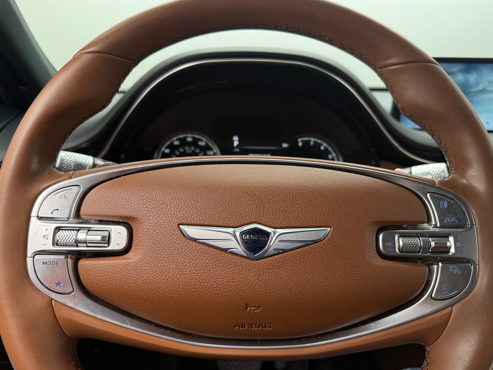 Thumbnail: 2022 Genesis GV70 - 4