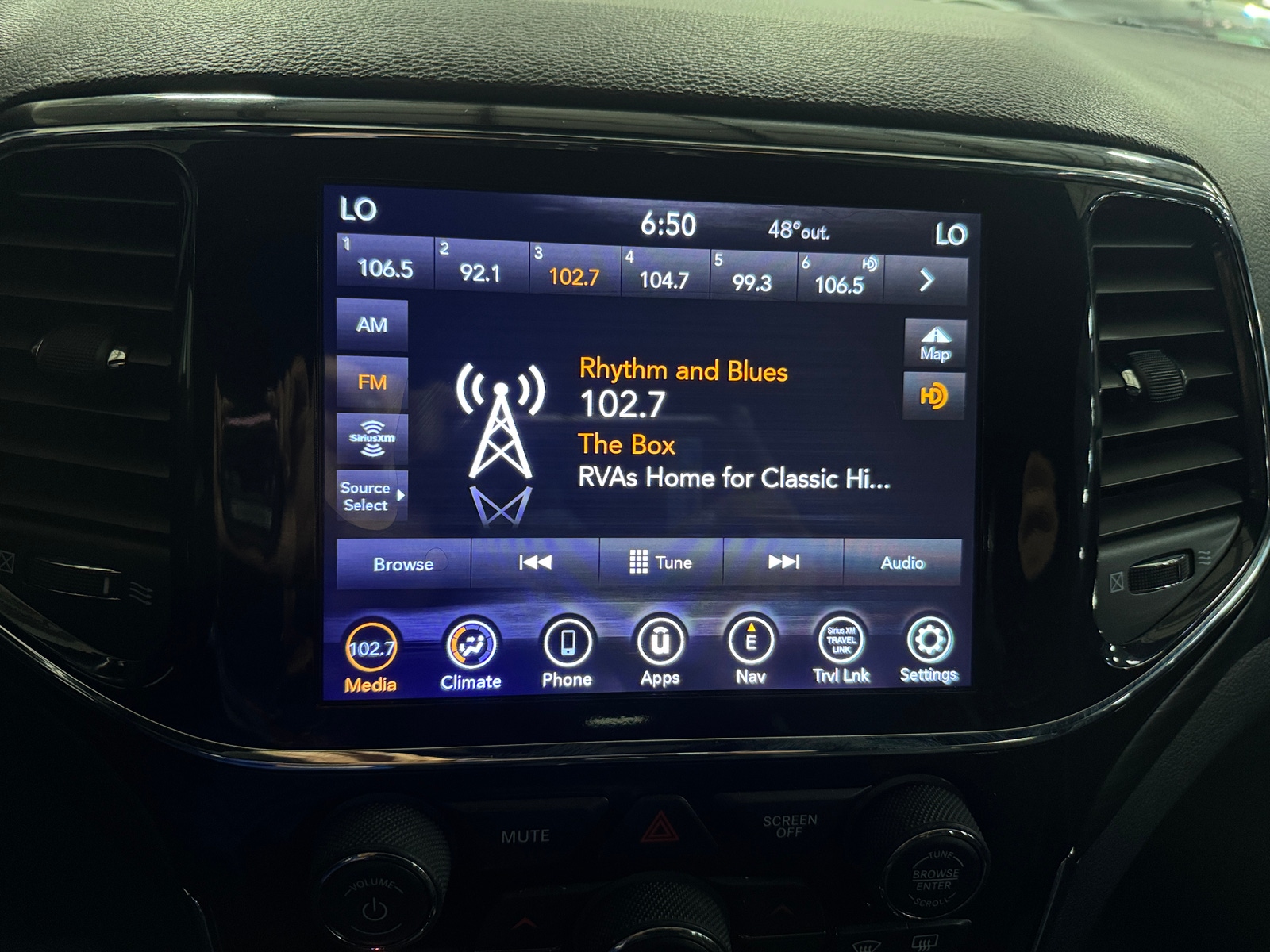 Thumbnail: 2020 Jeep Grand Cherokee - 4