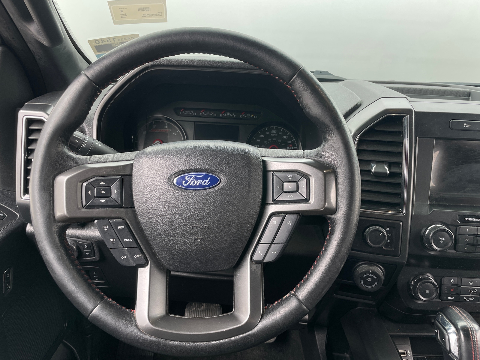 Thumbnail: 2019 Ford Econoline - 5