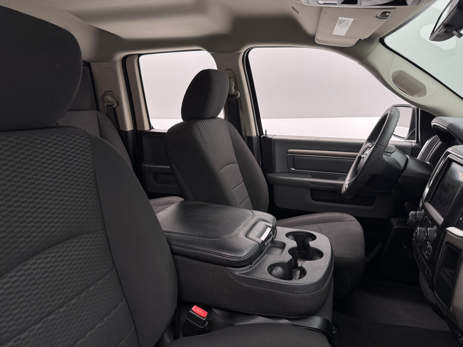 Thumbnail: 2019 RAM 1500 Classic - 2