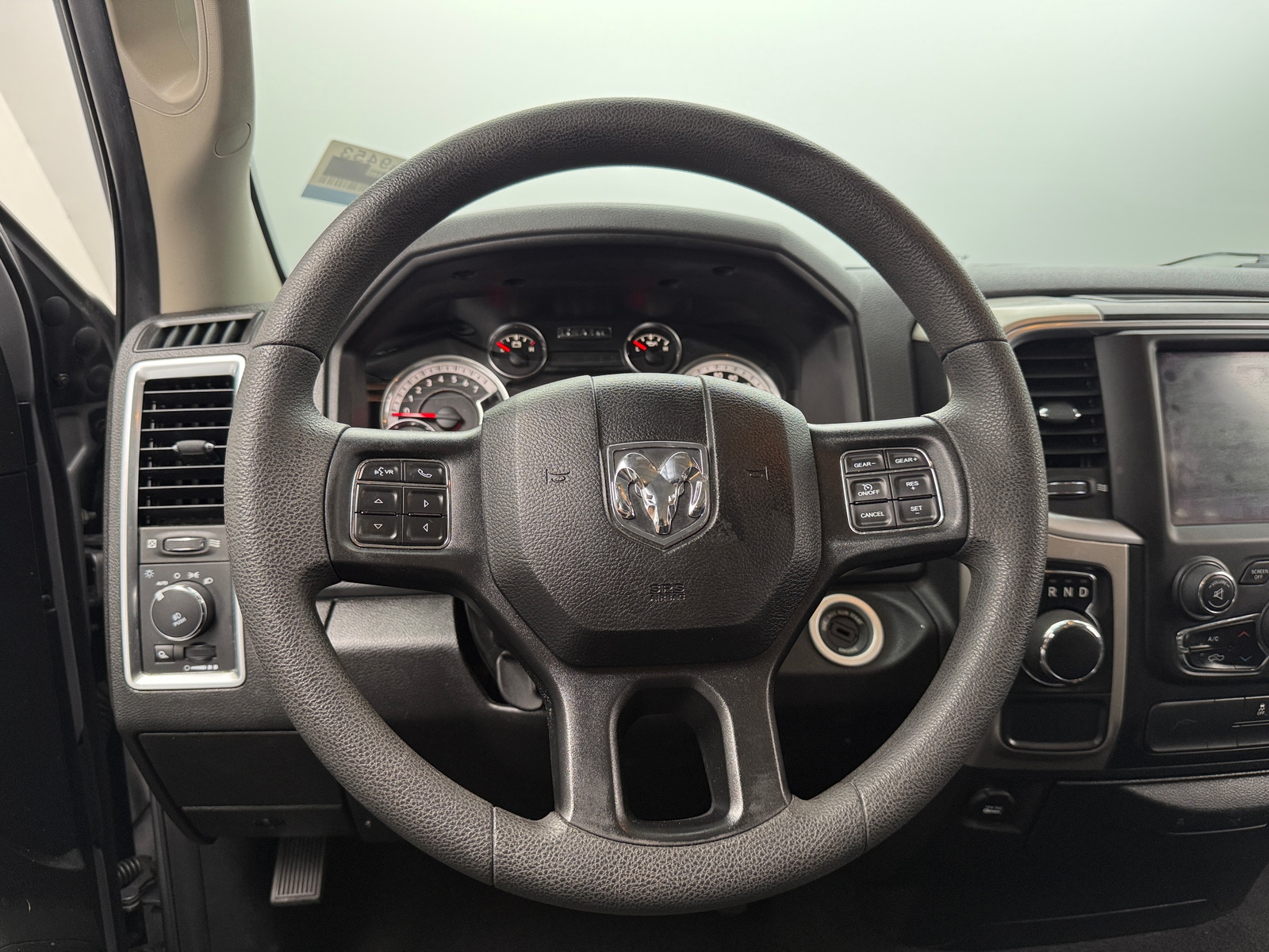 Thumbnail: 2019 RAM 1500 Classic - 5