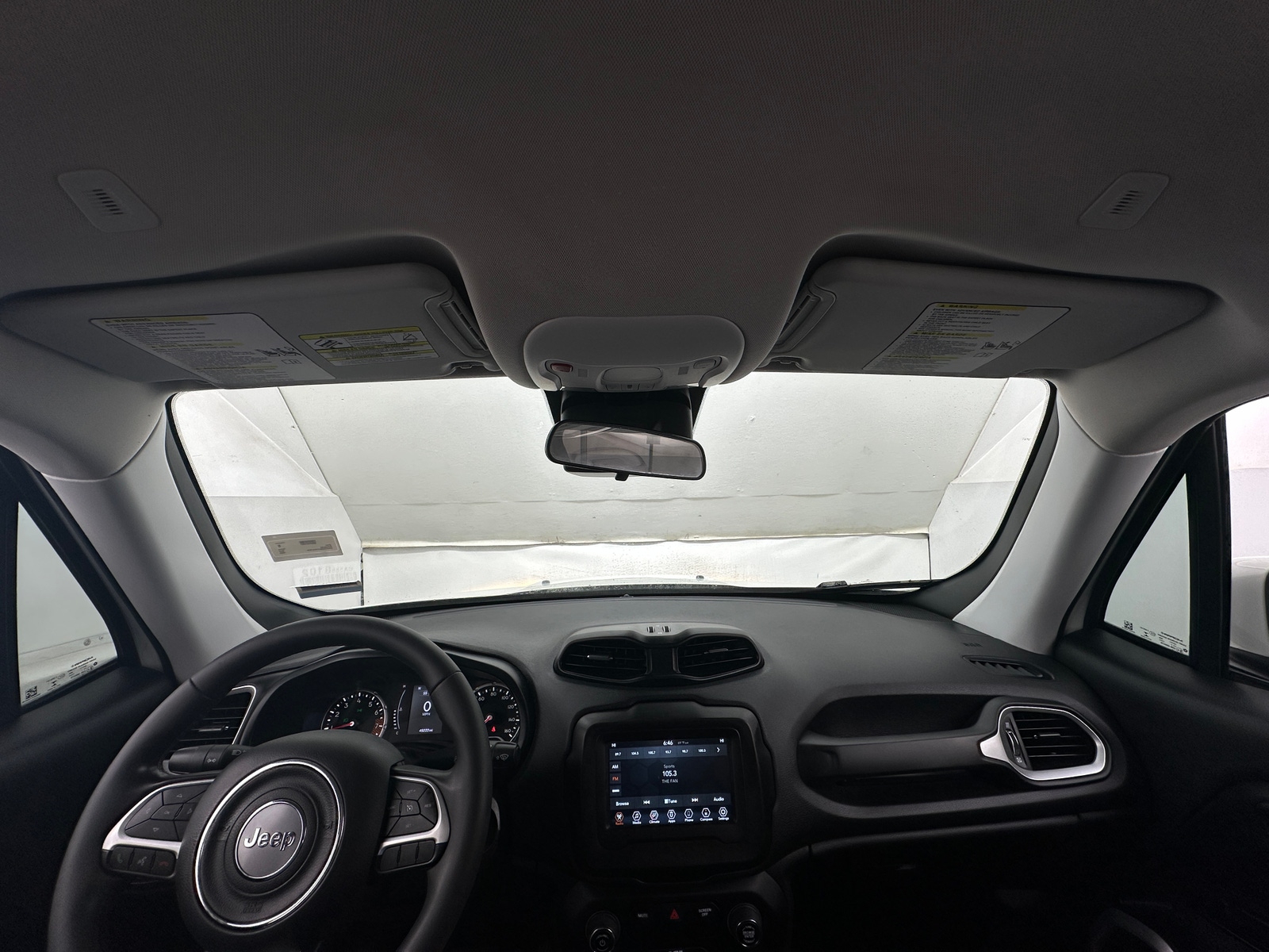 Thumbnail: 2020 Jeep Renegade - 3