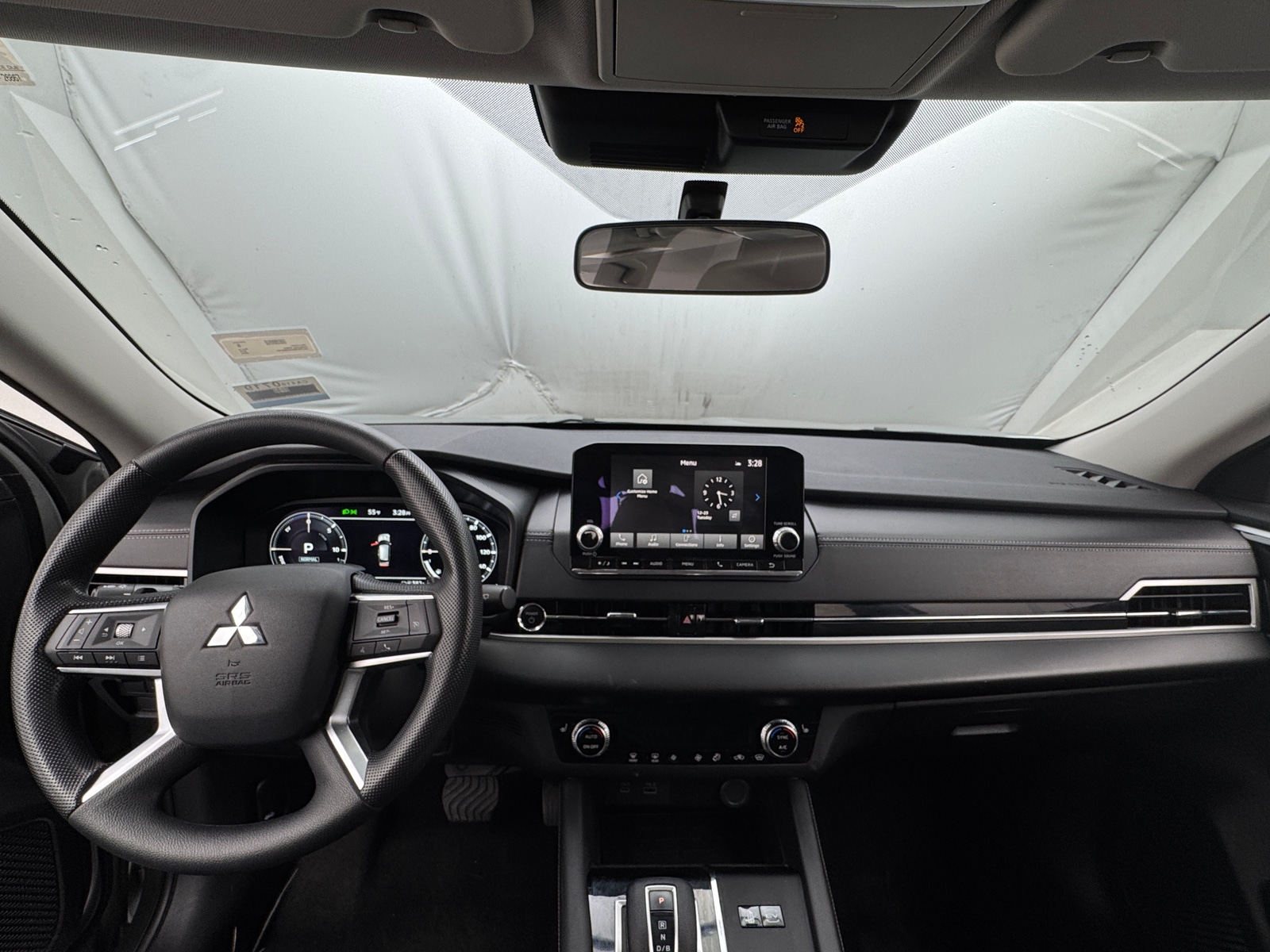 Thumbnail: 2025 Mitsubishi Outlander - 3