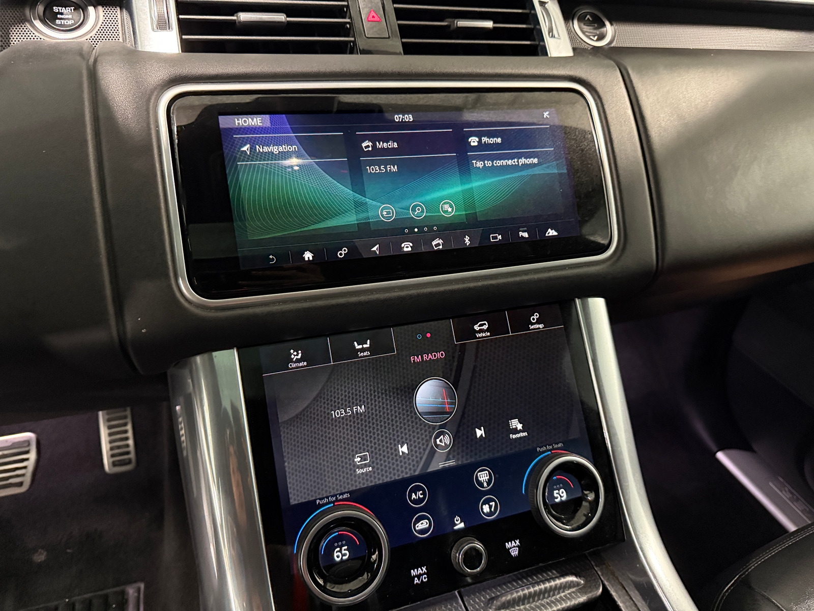 Thumbnail: 2020 Land Rover Range Rover Sport - 3