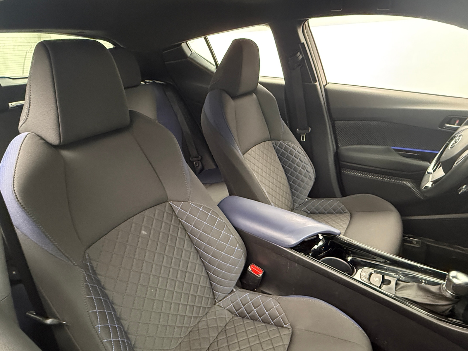 Thumbnail: 2021 Toyota C-HR - 2