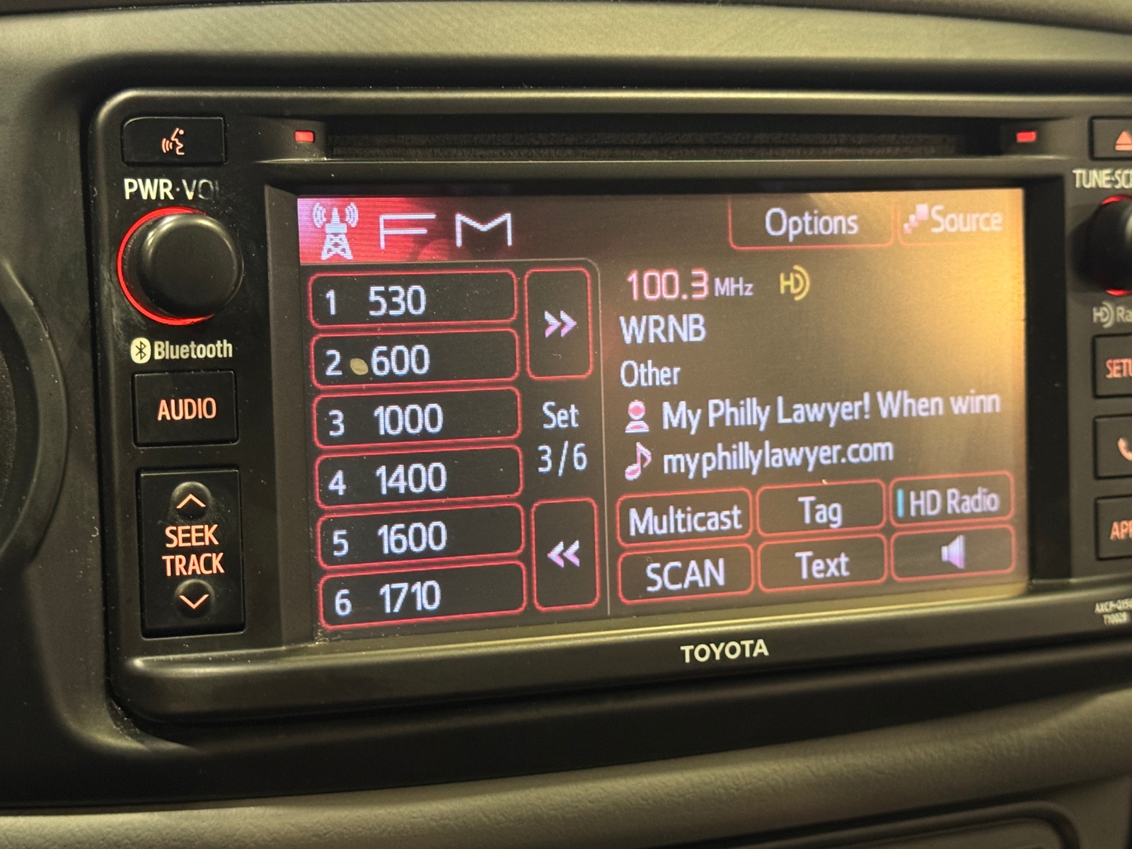 Thumbnail: 2015 Toyota Yaris - 4