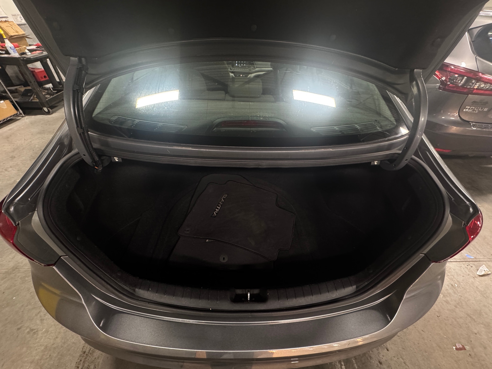 Thumbnail: 2018 Hyundai Elantra - 7