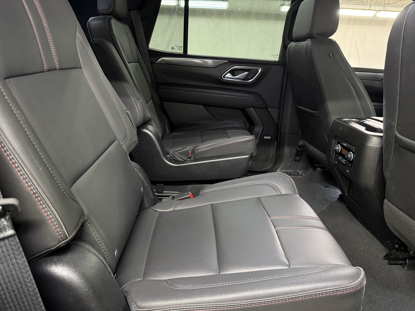 Thumbnail: 2024 Chevrolet Tahoe - 5