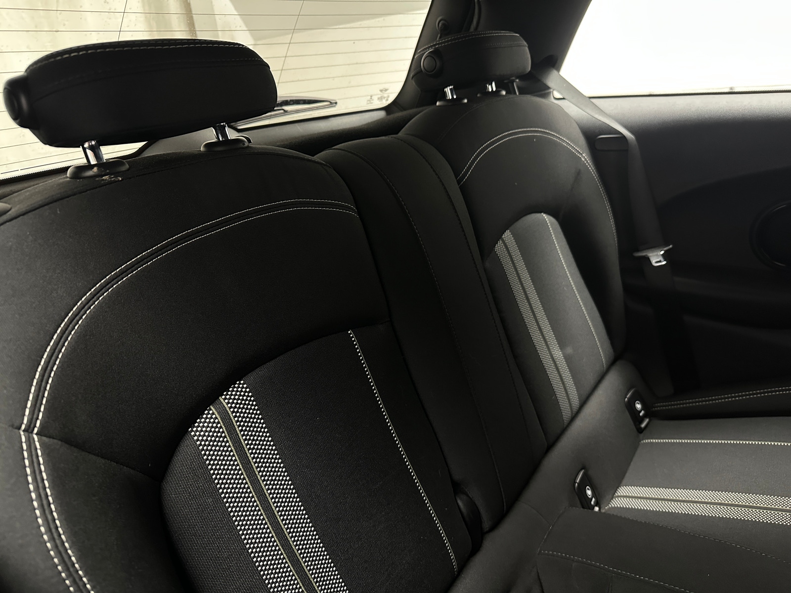 Thumbnail: 2017 MINI Cooper Hardtop - 5