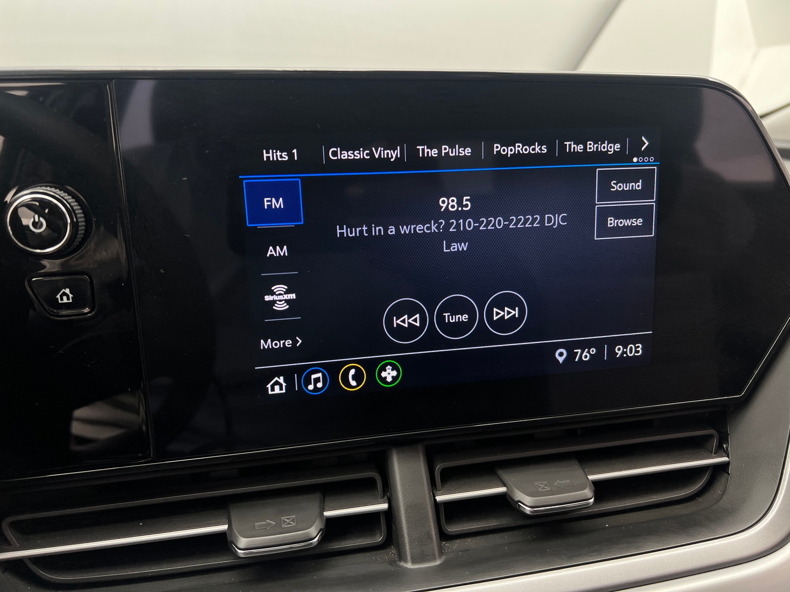 Thumbnail: 2025 Chevrolet Trax - 4