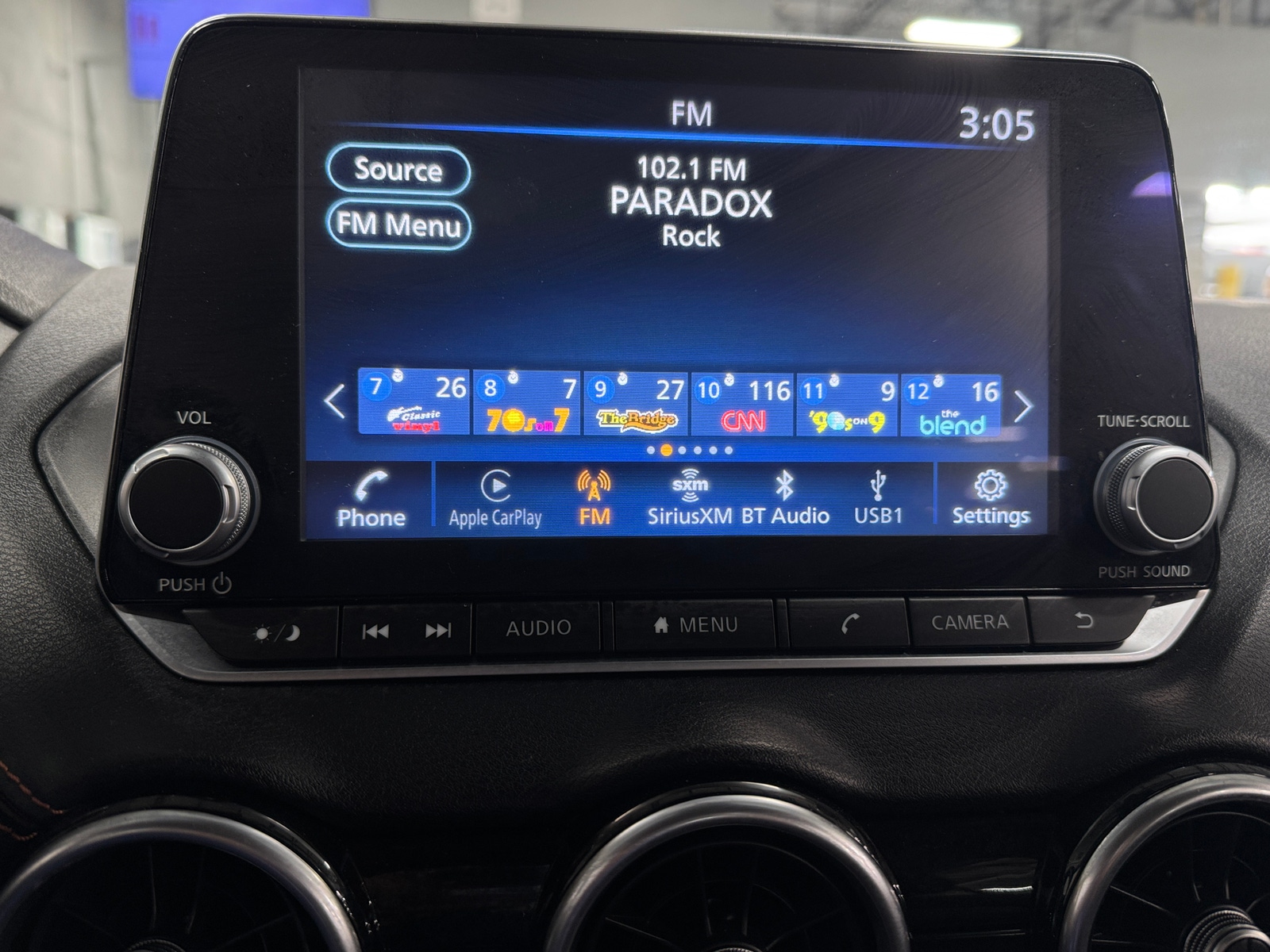 Thumbnail: 2023 Nissan Sentra - 4