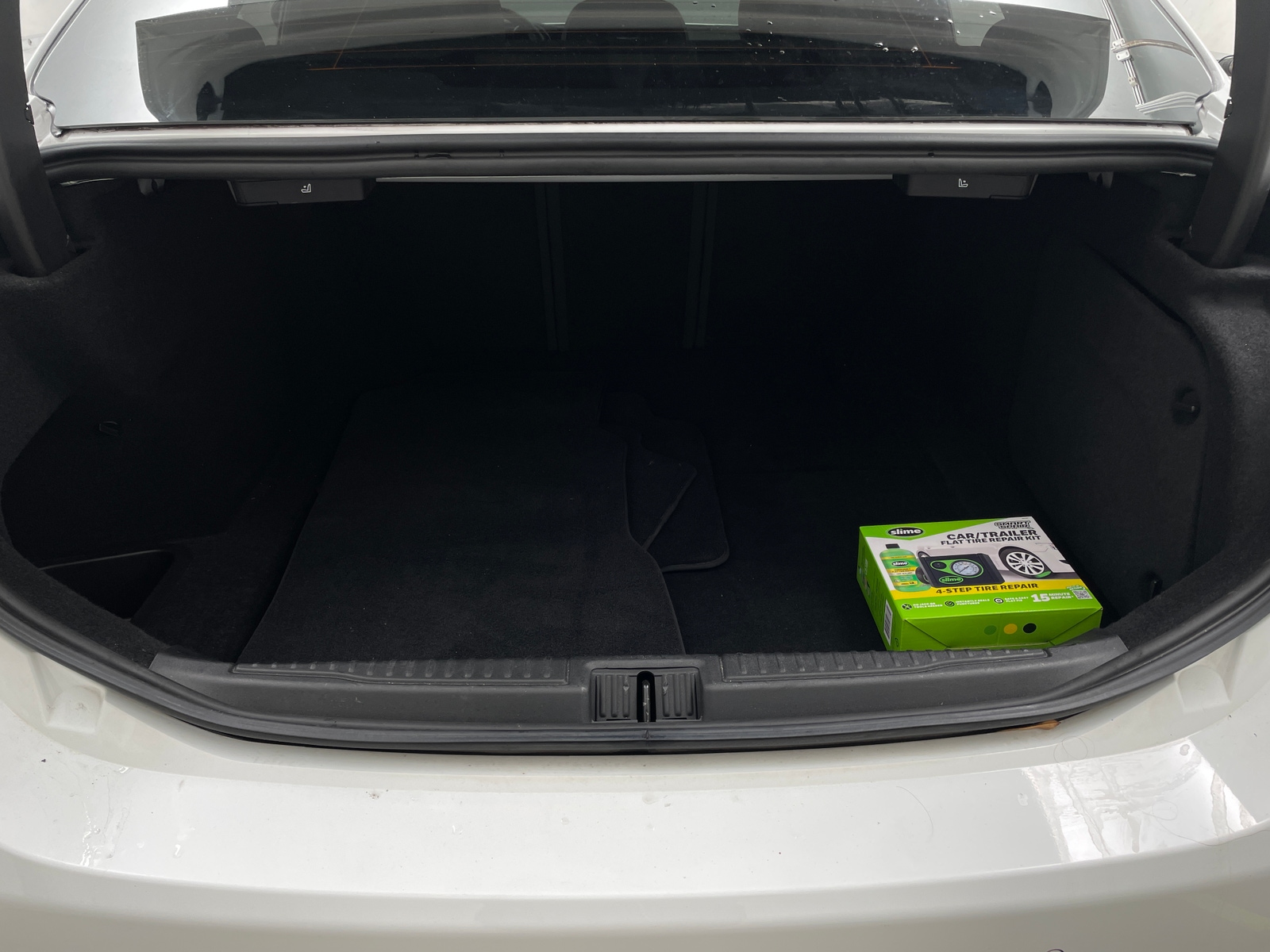 Thumbnail: 2021 Alfa Romeo Giulia - 6