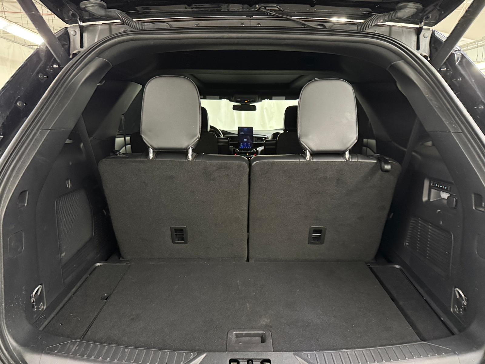 Thumbnail: 2023 Ford Explorer - 6