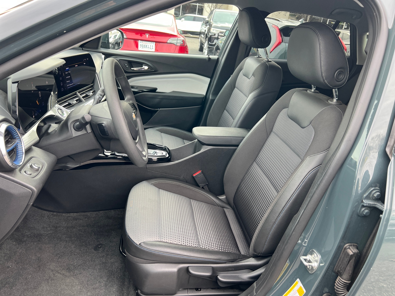 Thumbnail: 2025 Chevrolet Trax - 2