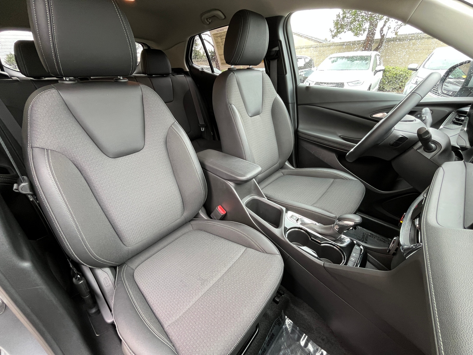 Thumbnail: 2025 Buick Encore GX - 2