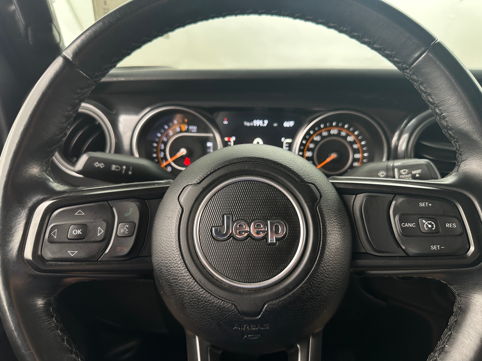 Thumbnail: 2021 Jeep Gladiator - 5