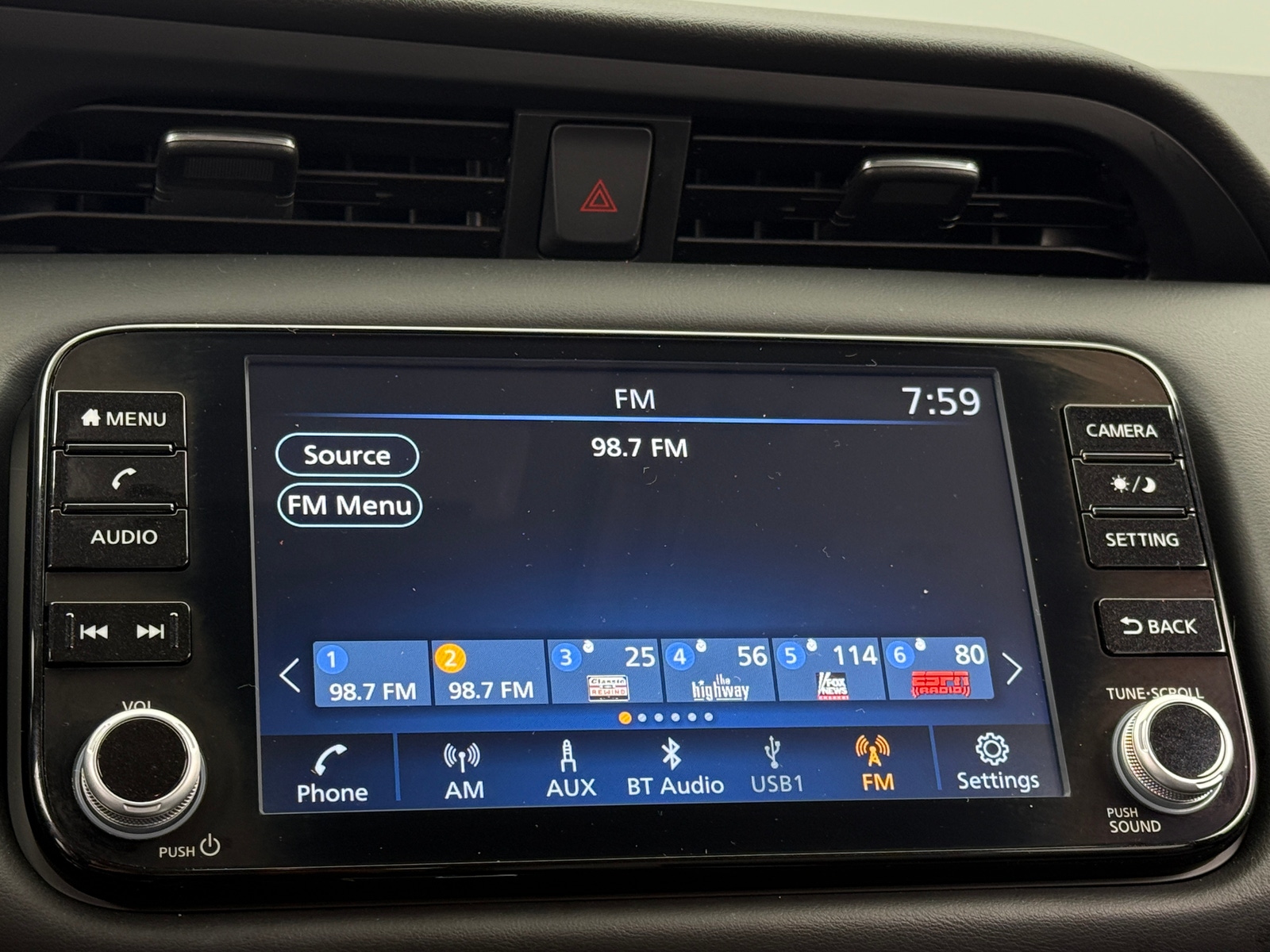 Thumbnail: 2024 Nissan Kicks - 4